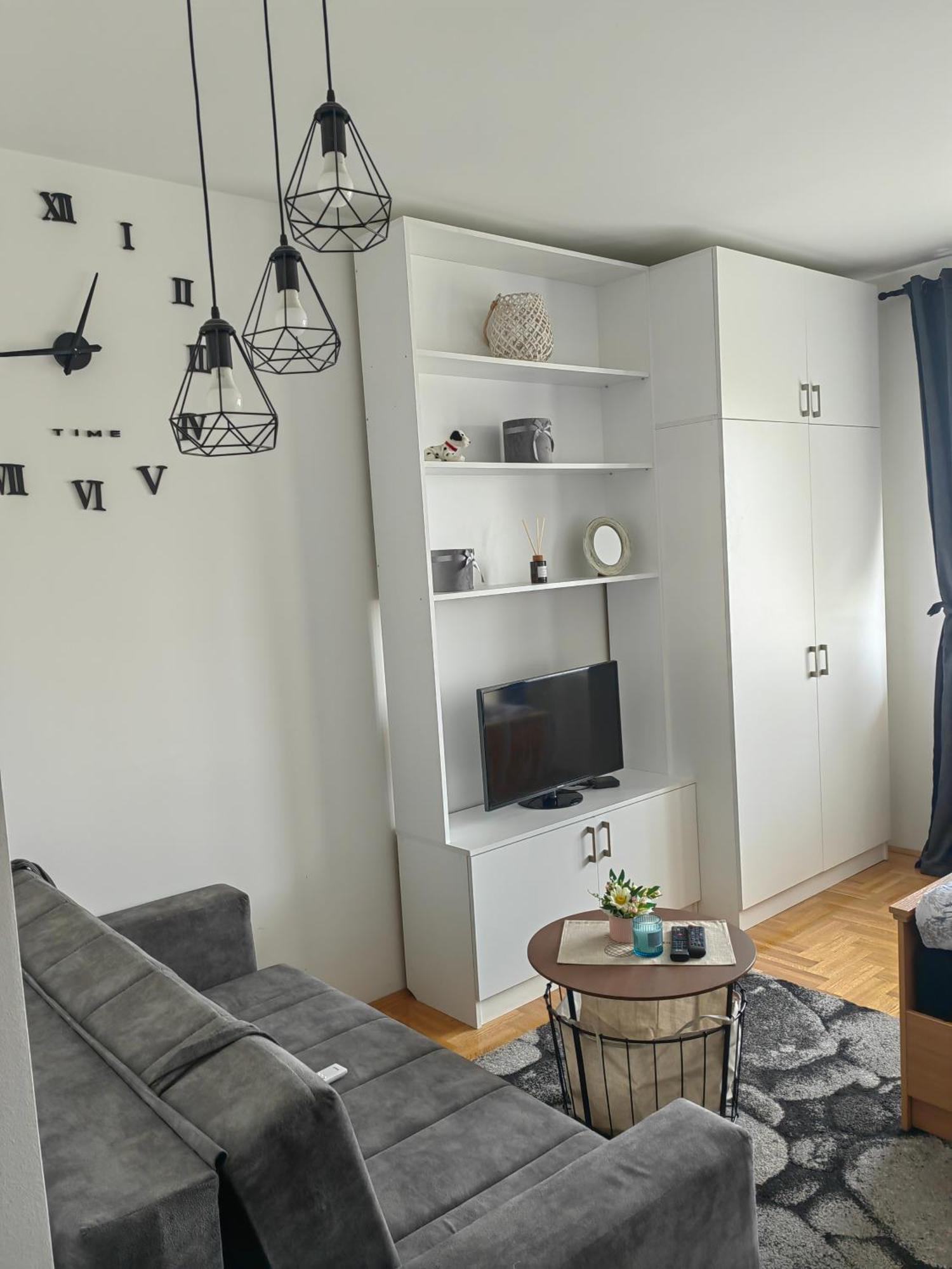Road Warriors Apartment Subotica Exterior foto
